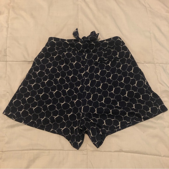 3/40$ Armani Exchange - Blue & White Tye zip Shorts with Pockets - Picture 2 of 5